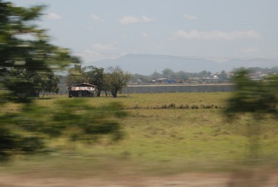 Country shack - Luzon Expressway 2012